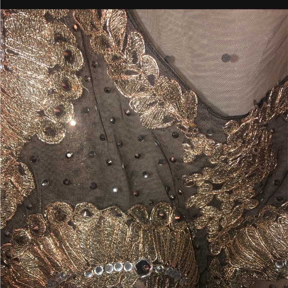 Size 16 Shail K formal gown - Picture 4 of 8